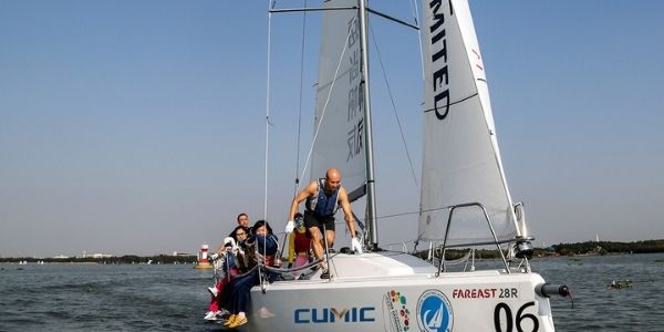 [Life at CUMIC] CUMIC Set Sail in Dianshan Lake