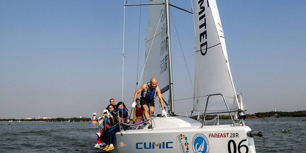 [Life at CUMIC] CUMIC Set Sail in Dianshan Lake